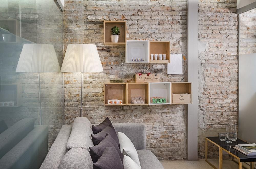 Eric Voekel Boutique Apartments - Bcn Suites Барселона Экстерьер фото